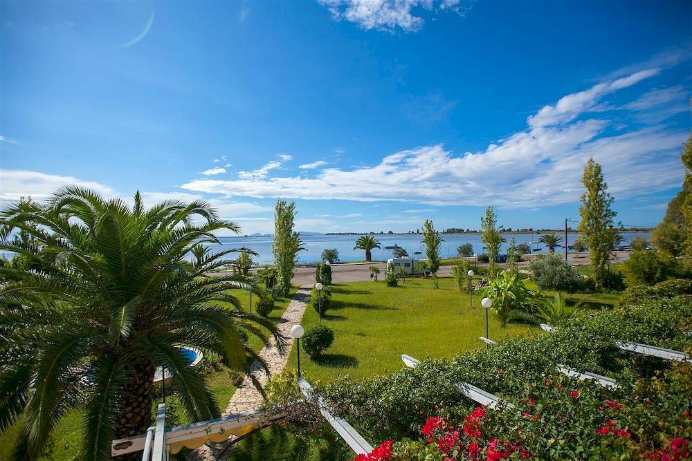 Hotel Theoxenia Anex Mesolóngion Exteriör bild